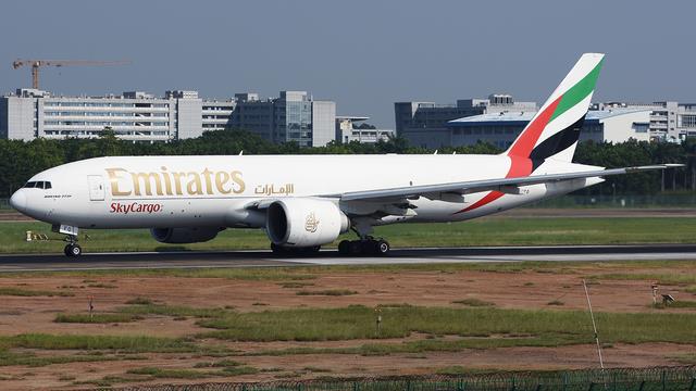 A6-EFO::Emirates Airline